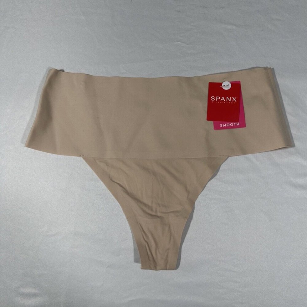 NWT $24‎ SPANX [ Large ] Undie-tectable Thong in Soft Nude #5975